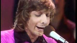 The Midnight Special More 1975   01   Barry Manilow   It's A Miracle