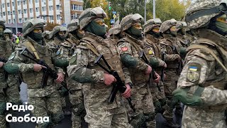 Вперше за 30 років. На Луганщині відбувся військовий парад