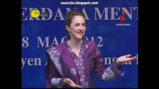 Elena Vorbyeva (Latvia) - Pertandingan Pidato Antarabangsa Bahasa Melayu Piala Perdana Menteri 2012