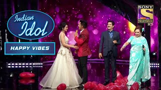 Udit जी और Aditya ने किया अपनी Wives के साथ 'Pehla Nasha' पर Dance! | Indian Idol | Happy Vibes