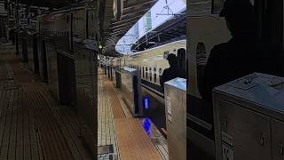 230408_001_S 東京駅を出発する東海道新幹線N700系 J27編成(N700S)