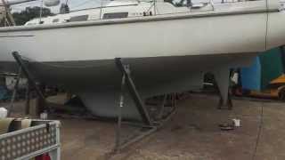 DIY Boat Restoration: Painting Jotun Penguard HB epoxy primer