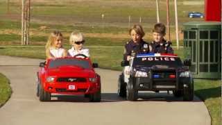 Power Wheels Race Police Charger vs Mustang