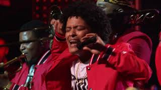Bruno Mars 24K Magic Live At The Apollo 2017 -"Perm"