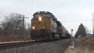 CSX D705 splits the searchlights in Okemos, MI