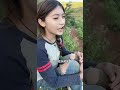 刚干完活来吼两句，感谢哥哥姐姐们的支持 彝族姑娘 大涼山 农村生活 记得开心