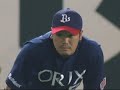 オリックス・t 岡田が見せた、チームを救うジャンピングキャッチ