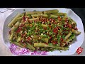 grandma picks 5 kinds of wild vegetables and makes a table feast of sweet and sour wild vegetables