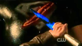 Smallville Lois Saves Clark-10x1