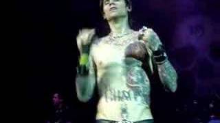 Buckcherry-Check Your Head (LIVE)