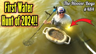 TREASURE FOUND First Try Metal Detecting Underwater 2024!!