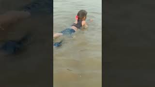 manike new status video, 2 year boy swim in river,#short #shortsvideo #viral #swimming #trending#yt