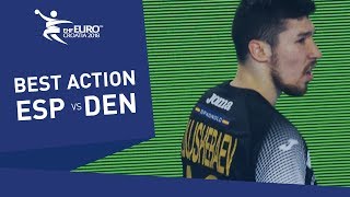 Take a flight with Alex Dujshebaev! | Men's EHF EURO 2018