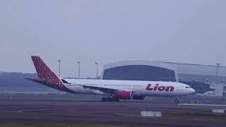 [LIVE RECORD] Kompilasi Suasana take off dan landing pesawat-pesawat di bandara Soekarno Hatta.