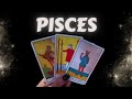 PISCES 🌚INCOMING TEXT FROM THIS PERSON MAY SURPRISE YOU 💗 OCTOBER 2024 TAROT LOVE READING