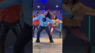 Challiya Challiya - Hot Dance By Miss Shivi Rawat #trending #dance #ytshorts #shorts