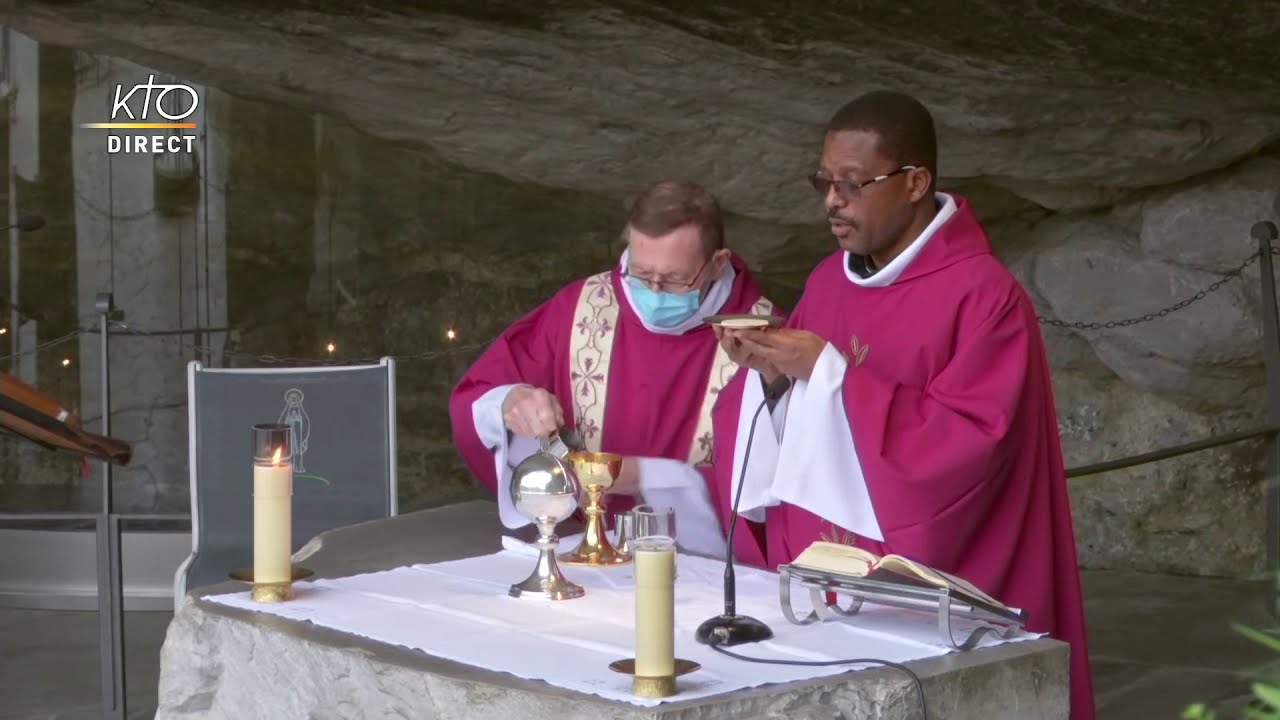 Messe De 10h à Lourdes - YouTube