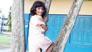 Jiya wants to climb a tree 🐒🌳🐵🐒🌳🐒🐵🌳