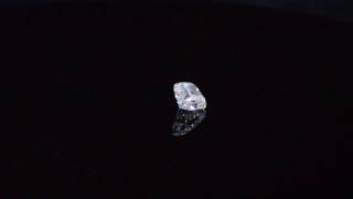 1.00ct Cushion Cut, F Color, VS1 Clarity