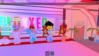 Playtube Pk Ultimate Video Sharing Website - titan pov roblox bloxxed hotel youtube