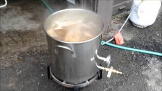 BIAB Brewing w/ Bayou Classic SP10 - Sparging with pulley