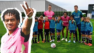 Juventus Players vs 11 Kids | Training Match