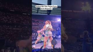 Beyonce begins to shake her ass while dancing at one of her concerts #beyonce #beyhive #music #dance