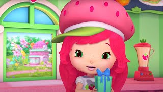 🍓 Pretty Gifts | Strawberry Shortcake's Berry Bitty Adventures | WildBrain Enchanted