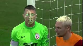 Muslera Kara Gergedan 🥶