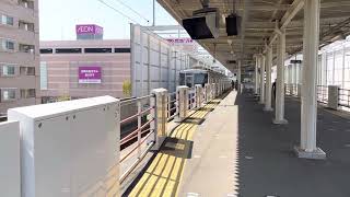 ＪＲ九州筑肥線九大学研都市駅構内の日中の電車発着の様子（筑肥線筑前前原駅・唐津駅・西唐津駅・姪浜駅・空港線西新駅・天神駅・中洲川端駅・博多駅・福岡空港駅方面ホームで）