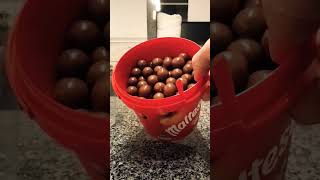 【maltesers】バケツのモルティーザーズ😍🍫✨