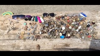 Beach Hunting...Treasure & Trash /Quickie