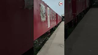 NEW GUARD BRAKE VAN COACHES FOR GOODS TRAIN I SHORT VIDEO I PAKISTAN RAILWAYS I GOODS TRAINS