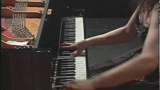 Martina Filjak performs Bartok: \