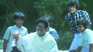 ഊളന്മാരാ മാഷേ..കയറ്റണോ ഇവന്മാരെ..!!! Mammootty Old Movie Scenes| Kochu Themmadi Movie Scenes