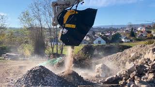 BF70.2 S4 Crusher Bucket Crushes Demolition Waste in Switzerland