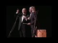 les luthiers el regreso del indio unen canto con humor