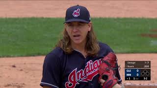 eddie rosario hitting pitches out of the zone for home runs