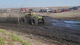 Sherpa Tired mud runner Sand Scorpions' Bounty Hole 2023