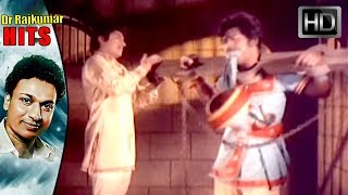 Dr Rajkumar Escape from Palace Jail | Best Scene of Bahaddur Gandu Kannada Movie