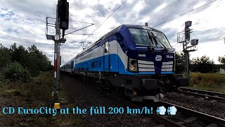 Facing a Czech, Vectron pulled EC at the full 200 km/h!! - Fly-by -