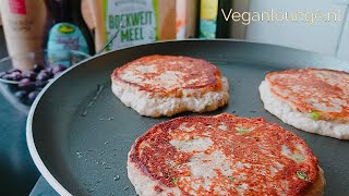 KOKOSMEEL-BOEKWEIT PANNENKOEKJES BAKKEN MET BANAAN🍌EN BLAUWE BESSEN🥞