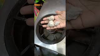 চুলার মধ্যে ইট এর টুকরো দিয়ে দেখুন কি হয়✅✅ #viralvideo #youtubeshorts #youtube #short #shortvideo