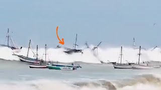 Peru Paralyzed hit by Tsunami! 6-meter waves destroy boats and docks in Piura and Tumbes!