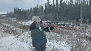 น้าชายล่ากวาง คาริบูร์ My Uncle Hunting Caribou In Alaska