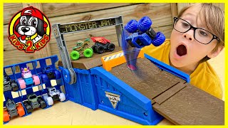 NEW 2022 Monster Jam Toys UNBOXING 📦 MINI FREESTYLE FLIP ARENA (Caleb's BIRTHDAY SPECIAL!)