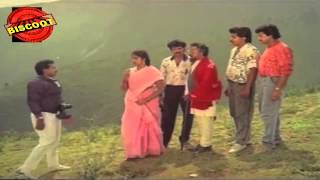 Aval Ariyathe Malayalam Movie Scene