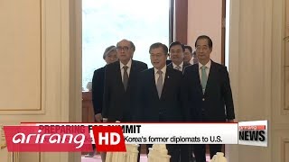 President Moon holds meeting with former diplomats to U.S. for advice ahead of summit