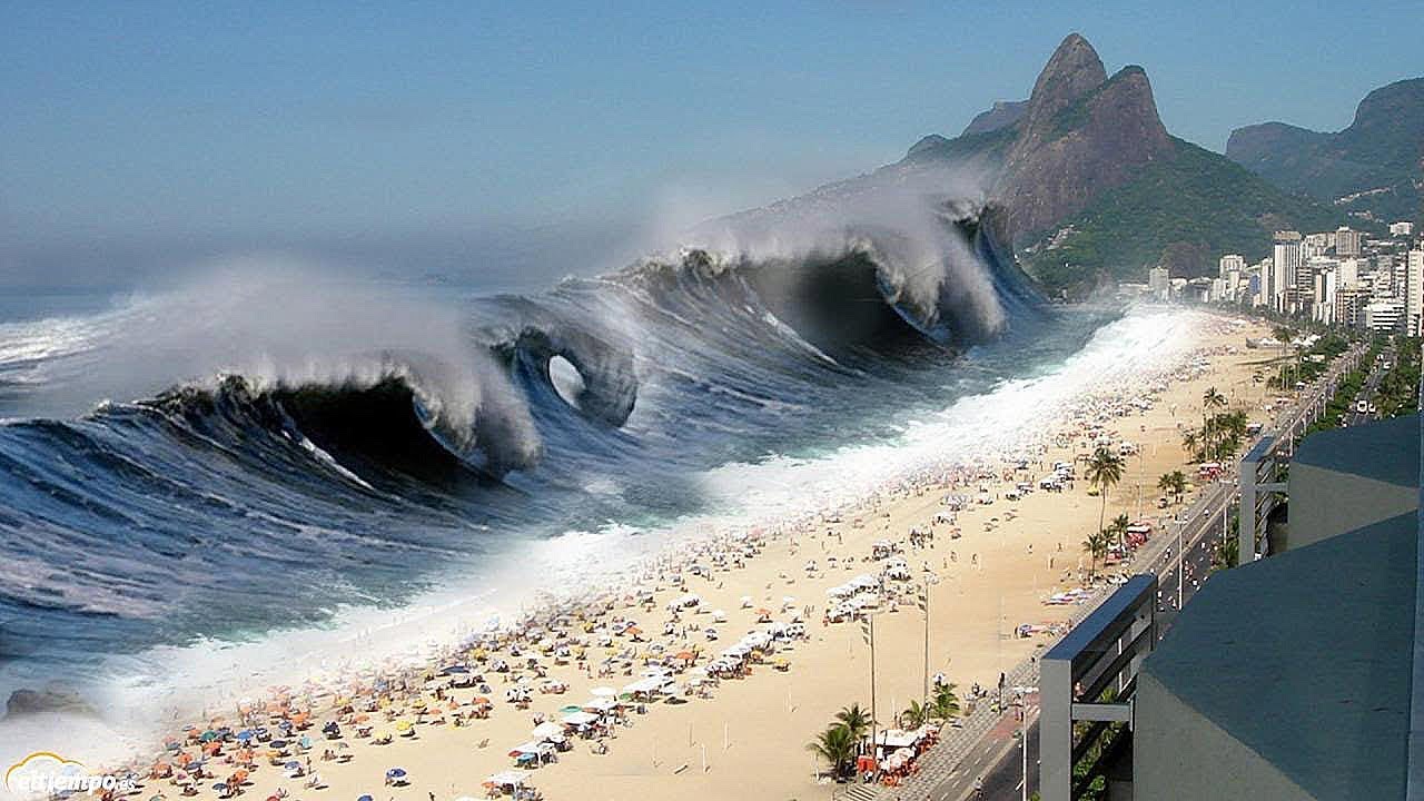 15 Largest TIDAL WAVES And Tsunamis - YouTube