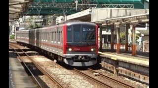 西新井駅に到着する東武スカイツリーライン上り東武70000系